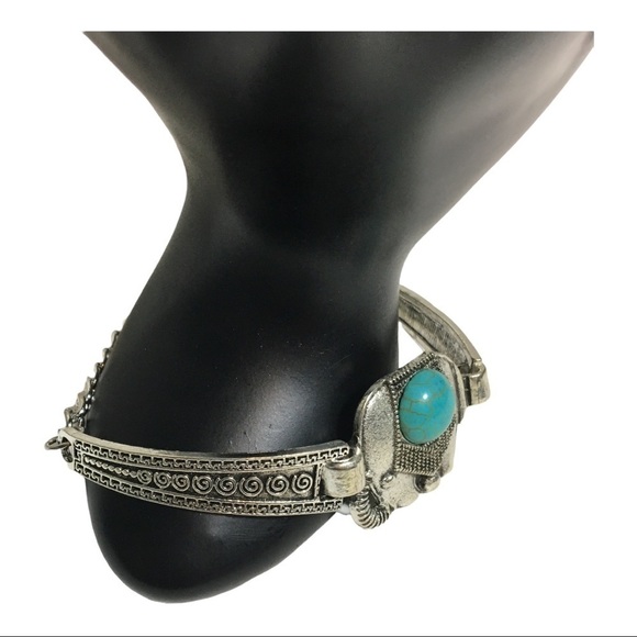 Bohemian style silver bracelet with elephant with trunk up and blue stone - Picture 5 of 8